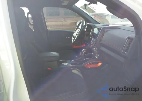 2023 Nissan Frontier Pro-X 4X2 z USA, uszkodzony, nr VIN 1N6ED1EJ2PN618478